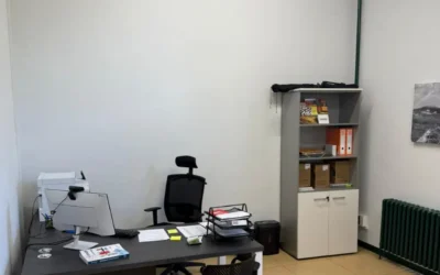 Las antiguas escuelas acogen la sede de la Escuela de Pastoreo Gidari